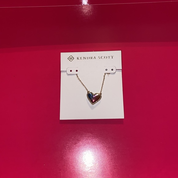 NWT Kendra Scott Ari Heart Gold Pendant Necklace watercolor illusion - Picture 6 of 8